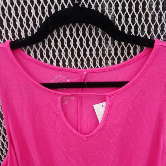 Maurices 24/7 Pink Tank Top Size M - NWT - Picture 5 of 7